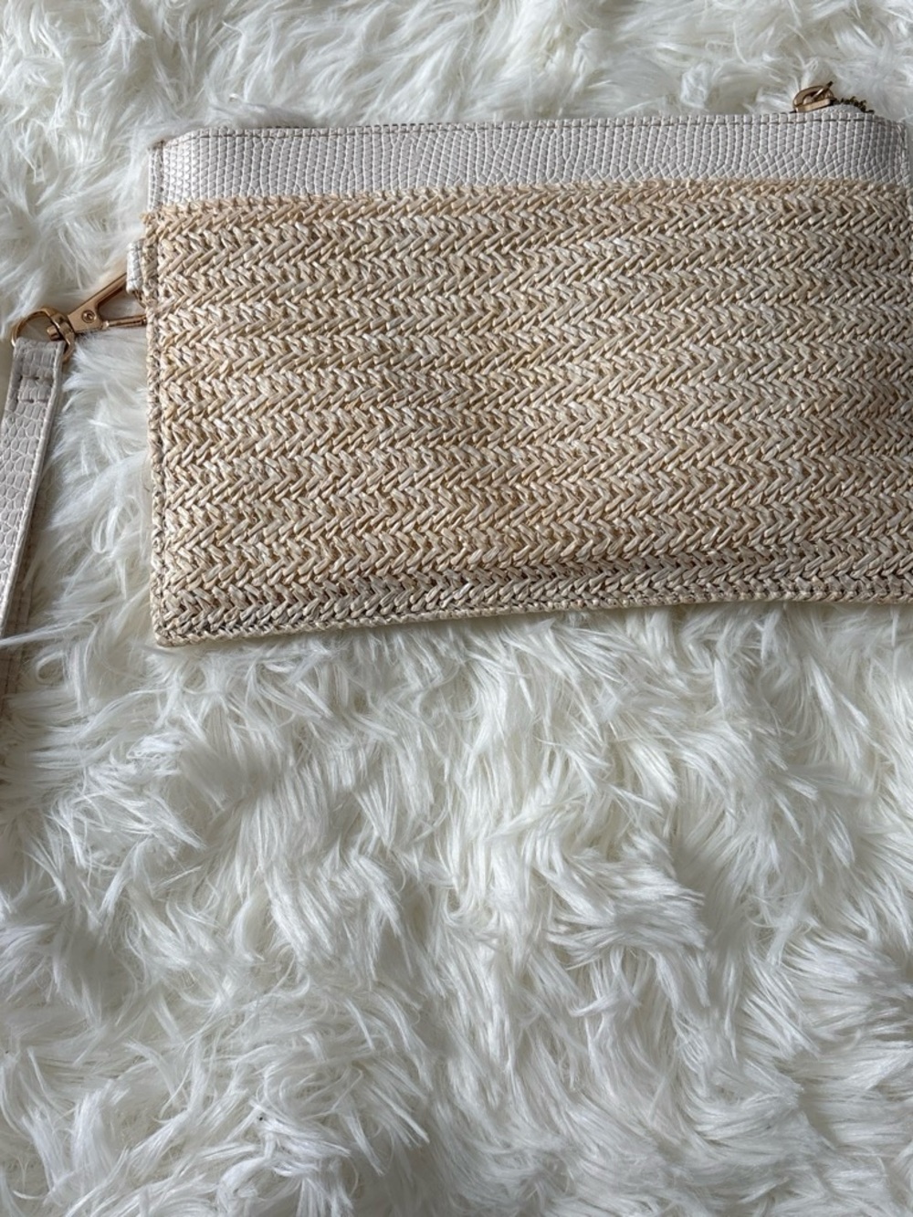 Neutral Beige Woven Straw Wristlet Clutch
